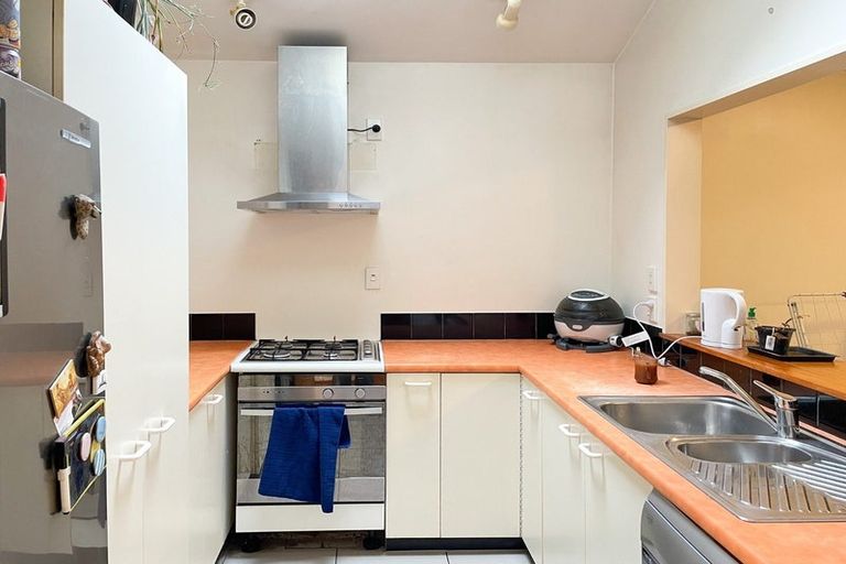 Photo of property in 223 Ferry Road, Waltham, Christchurch, 8011