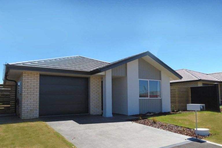 Photo of property in 13 Burford Way, Rolleston, 7615