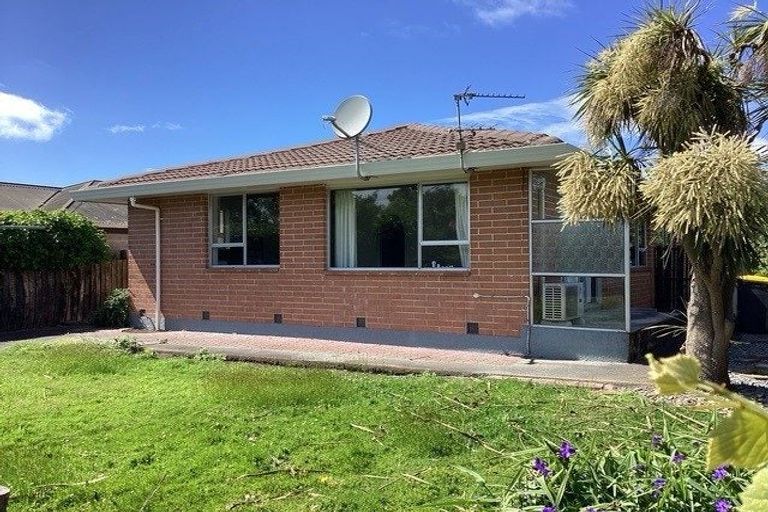 Photo of property in 2/6 Blake Street, New Brighton, Christchurch, 8061
