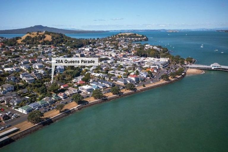 Photo of property in 1/26 Queens Parade, Devonport, Auckland, 0624