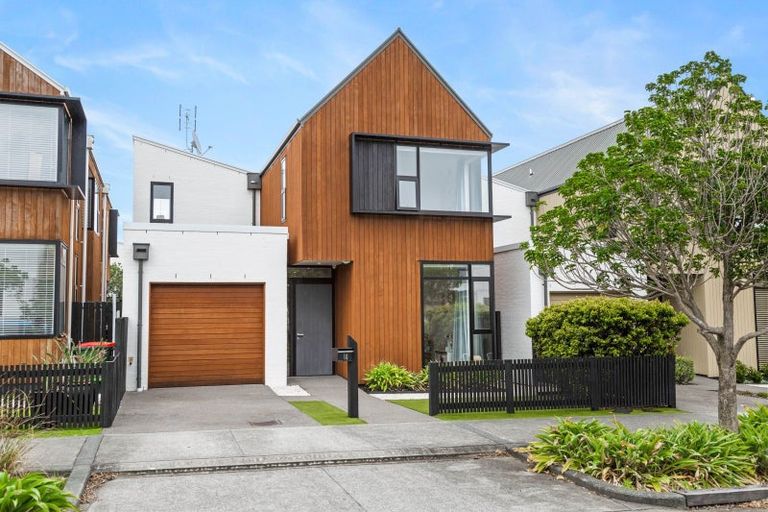 Photo of property in 10 Nevill Road, Hobsonville, Auckland, 0616