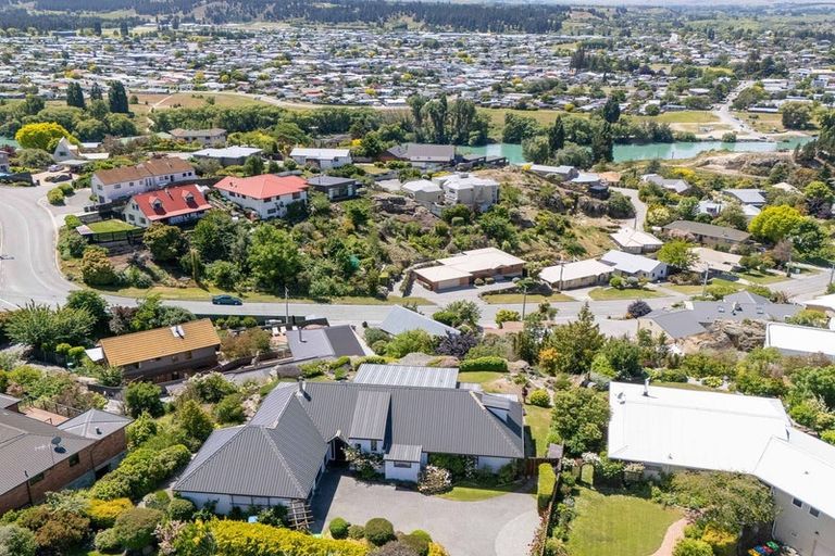 Photo of property in 13 Craig Place, Bridge Hill, Alexandra, 9320