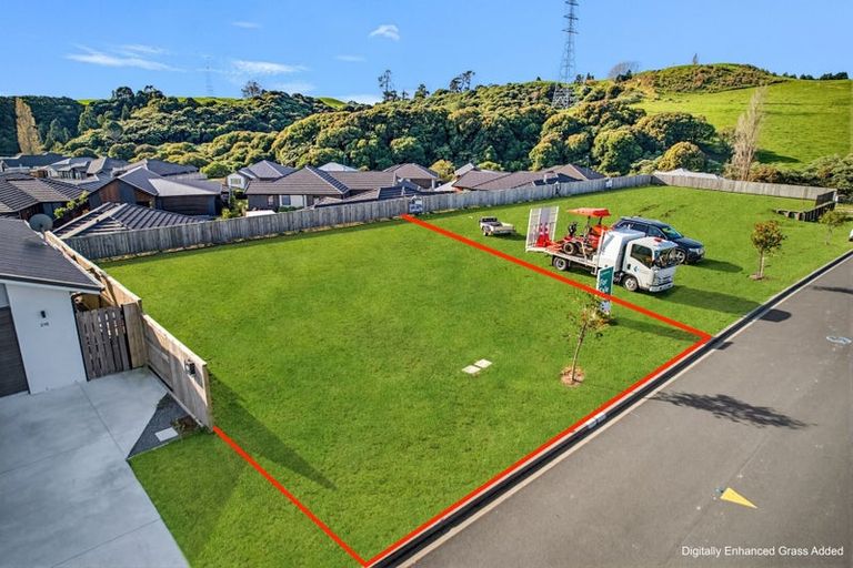 Photo of property in 212 Adler Drive, Ohauiti, Tauranga, 3112