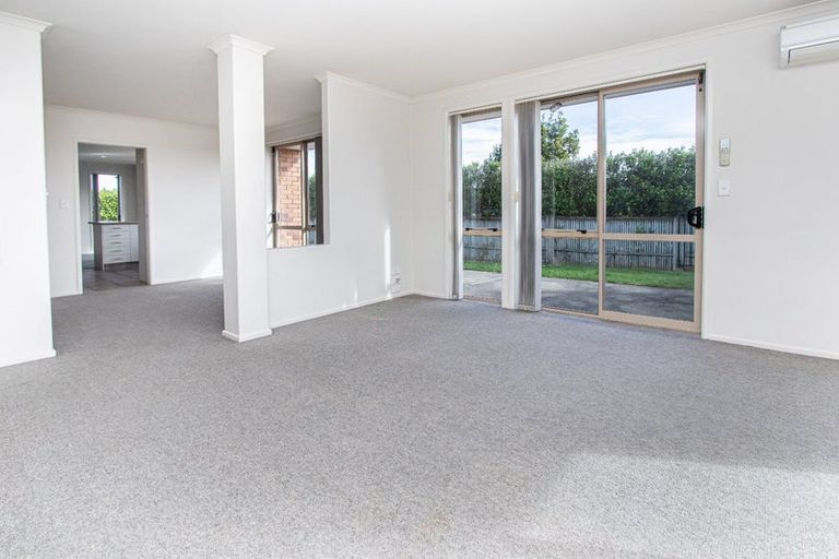 Photo of property in 2 Parkside Drive, Huntington, Hamilton, 3210