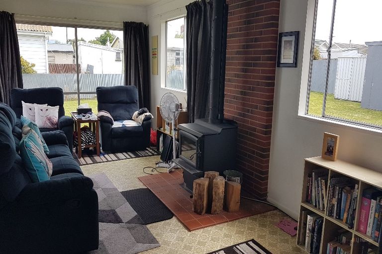 Photo of property in 58 Wilkin Street, Waimate, 7924