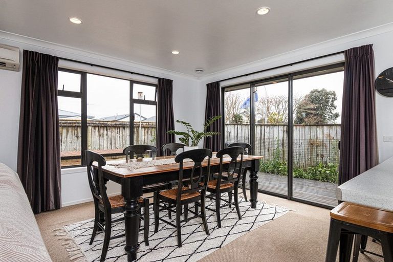 Photo of property in 247 Raeburne Street, Te Awamutu, 3800