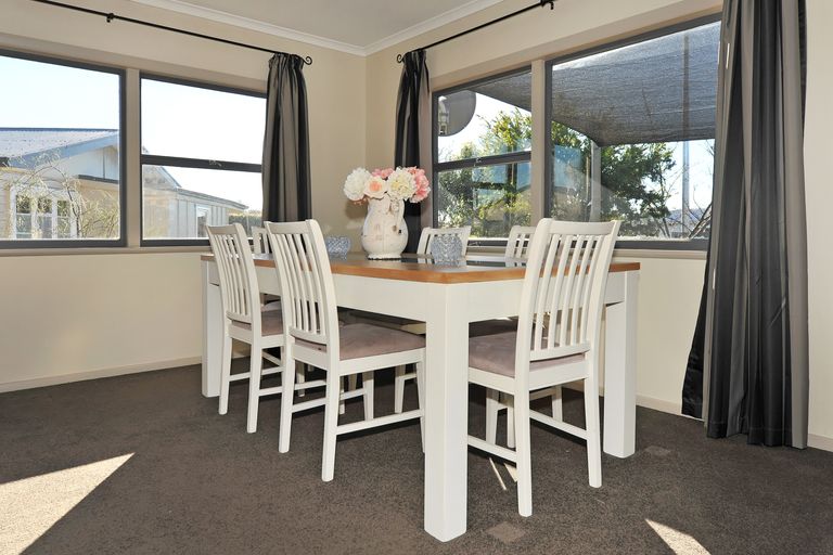 Photo of property in 52 Marlowe Street, Stoke, Nelson, 7011