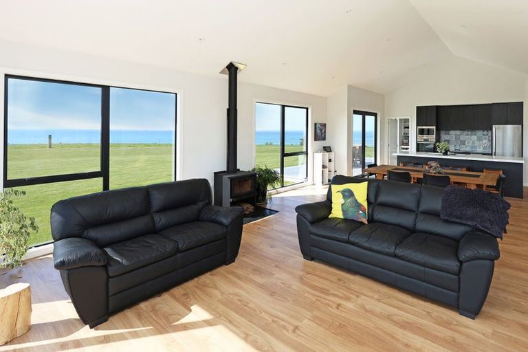 Photo of property in 55 Gardiners Road, Awamoa, Oamaru, 9495