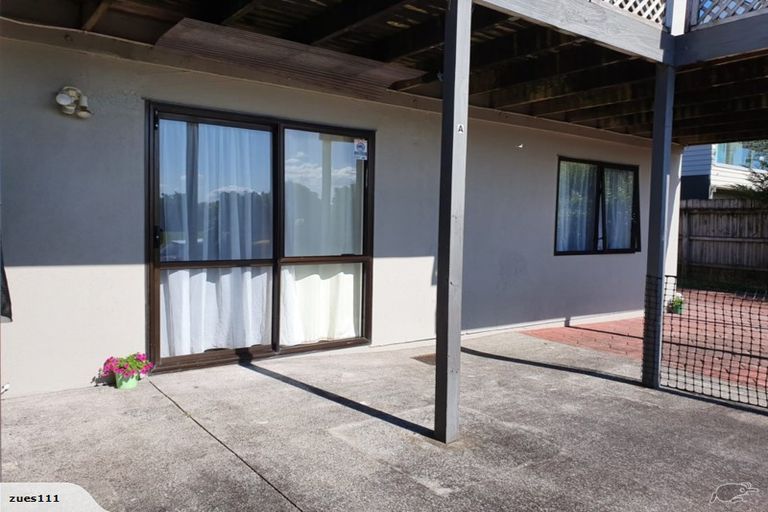 Photo of property in 49a Spinnaker Drive, Whitby, Porirua, 5024