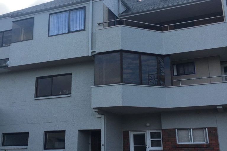 Photo of property in 40 Maunganui Road, Mount Maunganui, 3116