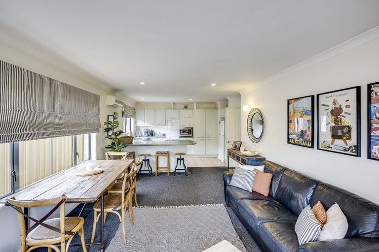 Photo of property in 2/193 Gloucester Street, Taradale, Napier, 4112