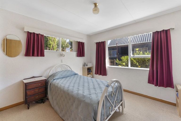 Photo of property in 6 Newall Avenue, Stoke, Nelson, 7011