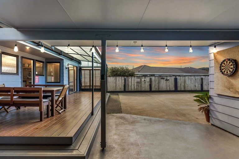 Photo of property in 204 Martyn Road, Whangamata, 3620