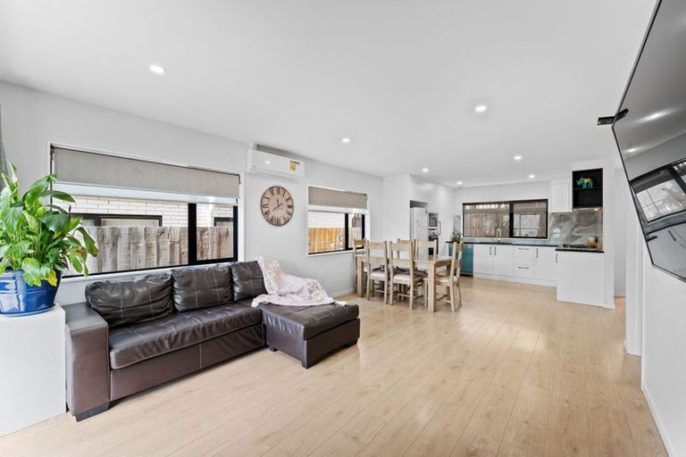 Photo of property in 222c Pakuranga Road, Pakuranga Heights, Auckland, 2010