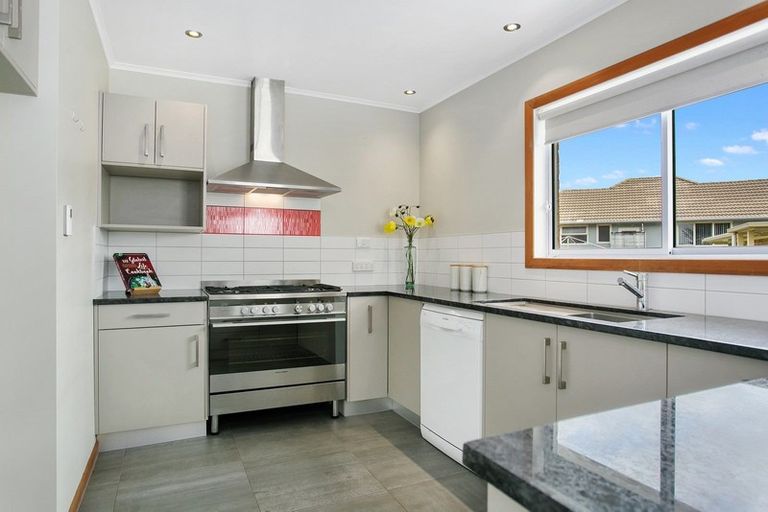 Photo of property in 62 Hall Street, Cambridge, 3434