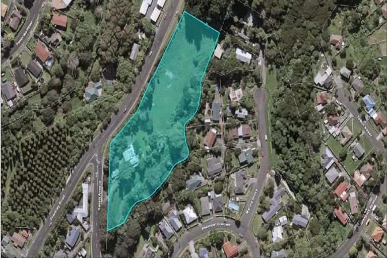 Photo of property in 3 Govett Avenue, Frankleigh Park, New Plymouth, 4310