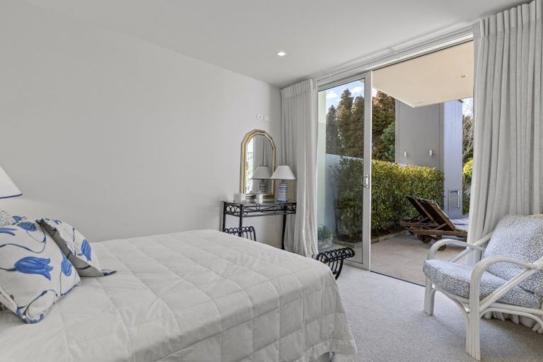 Photo of property in 110 Lake Terrace, Taupo, 3330