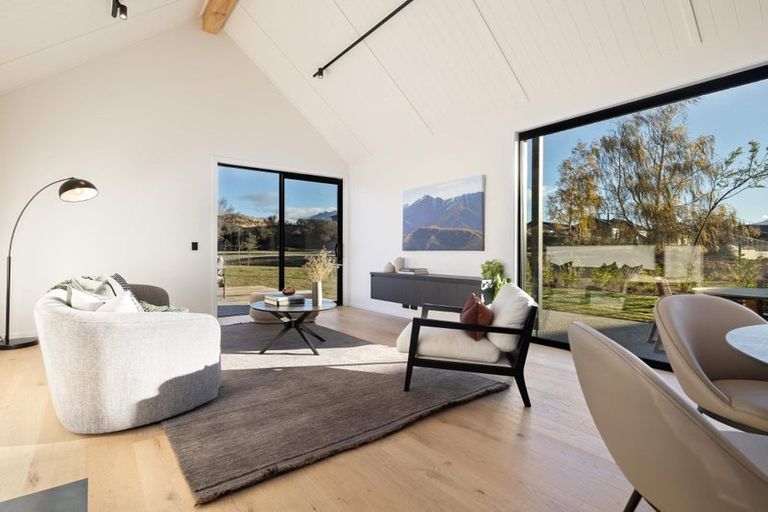 Photo of property in 7 Mckenzies Shute, Jacks Point, Queenstown, 9371