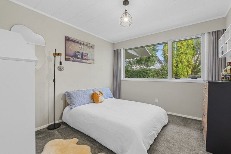 Photo of property in 3 Erica Place, Bell Block, New Plymouth, 4312