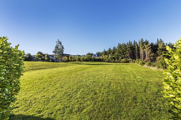 Photo of property in 88b Endeavour Drive, Whitby, Porirua, 5024