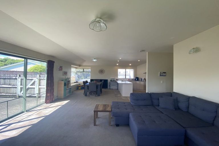 Photo of property in 10a Bracken Street, Wallaceville, Upper Hutt, 5018