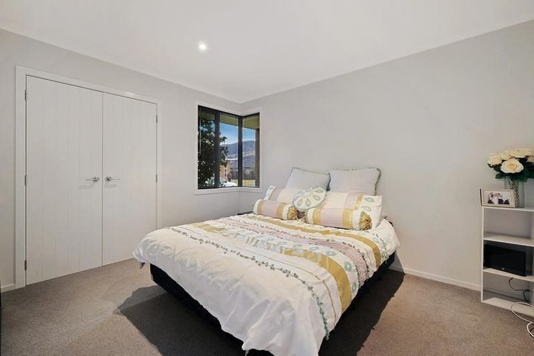 Photo of property in 6 David Place, Cromwell, 9310