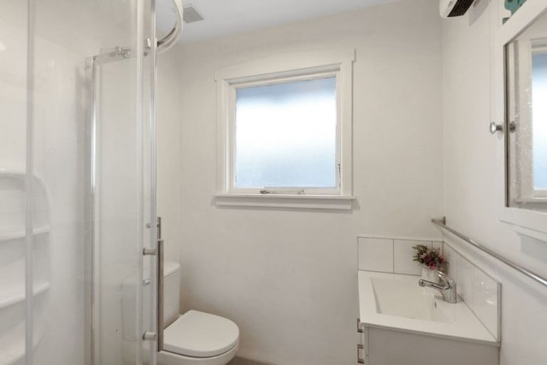 Photo of property in 2/83 Dover Street, St Albans, Christchurch, 8014