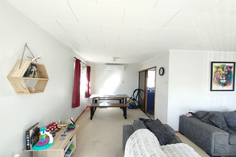 Photo of property in 31 Korihi Drive, Swanson, Auckland, 0614
