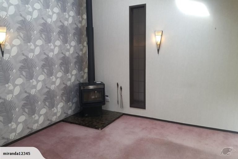 Photo of property in 6 Matanui Street, Northcote, Auckland, 0627