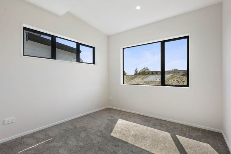 Photo of property in 451a Massey Road, Mangere East, Auckland, 2024