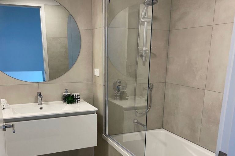 Photo of property in 149u1 Onepu Road, Lyall Bay, Wellington, 6022