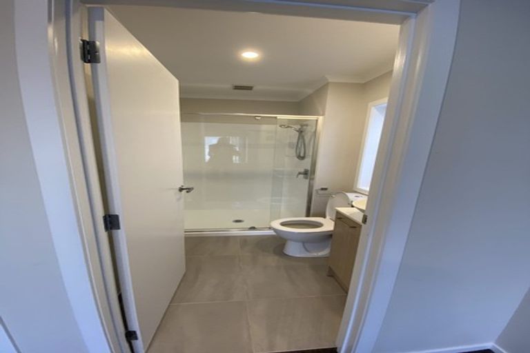 Photo of property in 32 Fernly Rise, Flat Bush, Auckland, 2019