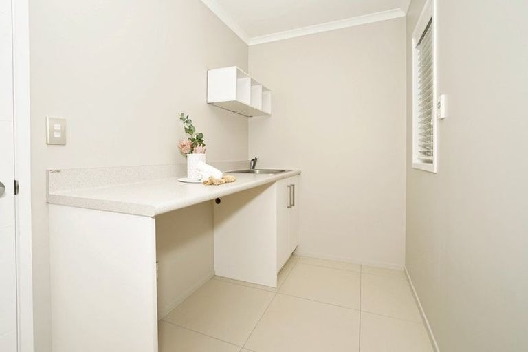 Photo of property in 9 Derwent Place, Flagstaff, Hamilton, 3210