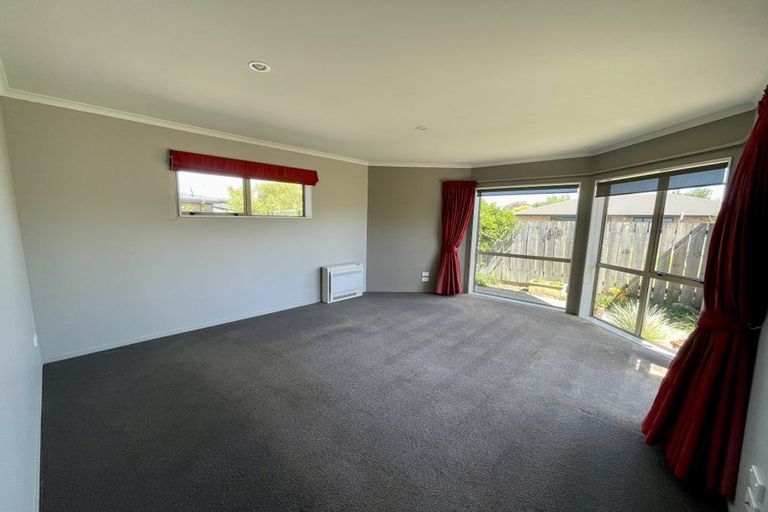 Photo of property in 15 Holcroft Place, Stoke, Nelson, 7011