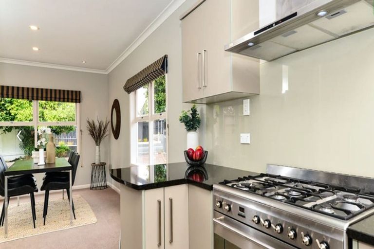 Photo of property in 7 Galbraith Avenue, Beerescourt, Hamilton, 3200