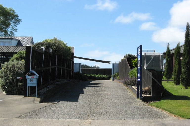 Photo of property in 14 Ashby Grove, Kaiapoi, 7630