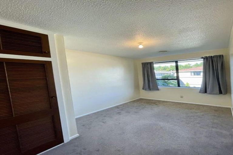 Photo of property in 8 Steadman Road, Broomfield, Christchurch, 8042