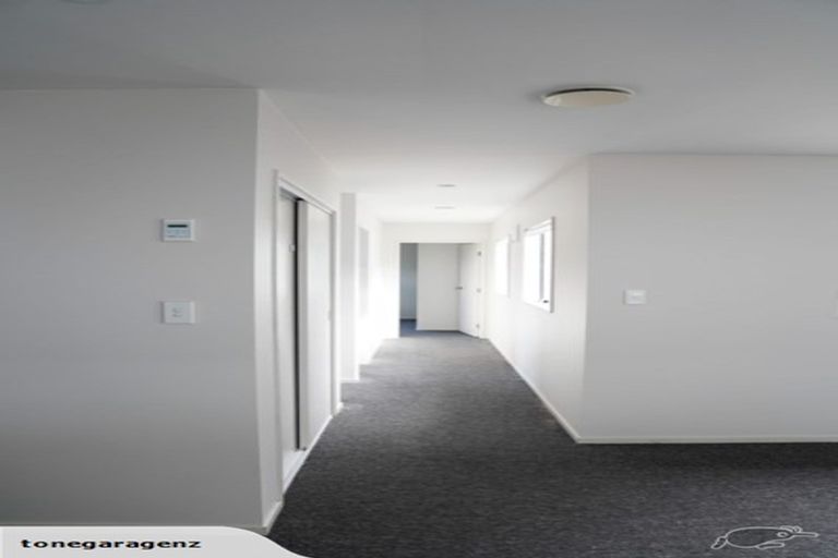 Photo of property in 13 Gala Place, Henderson, Auckland, 0612