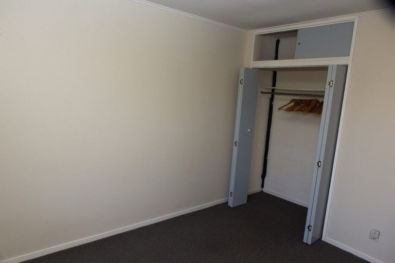 Photo of property in 9/11 Trafalgar Street, Johnsonville, Wellington, 6037