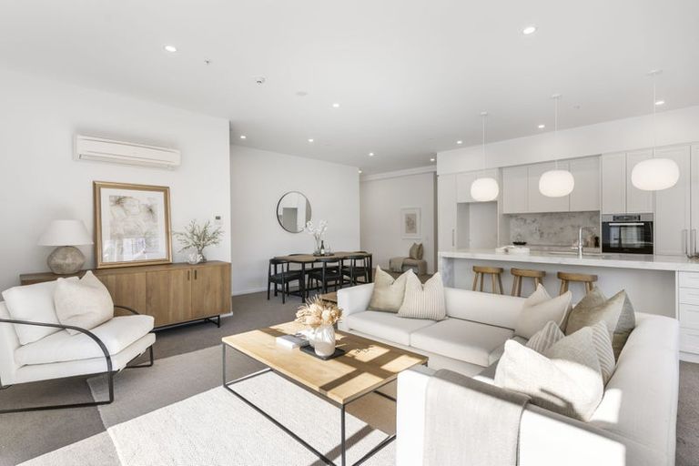 Photo of property in 133 Hibiscus Drive, Orewa, 0931