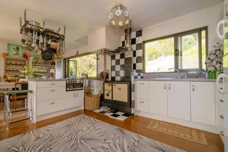 Photo of property in 595 Rangihau Road, Coroglen, Whitianga, 3591