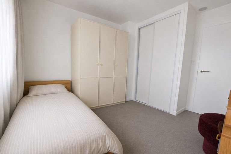 Photo of property in 1 Penderford Place, Mangere East, Auckland, 2024