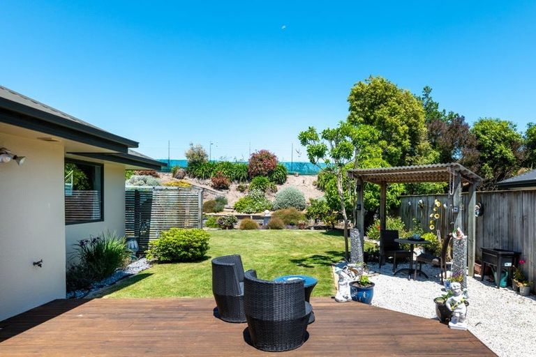 Photo of property in 15 Kendall View, Stoke, Nelson, 7011