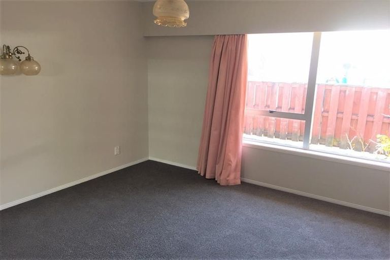 Photo of property in 1/8 Ocean View Road, Weymouth, Auckland, 2103