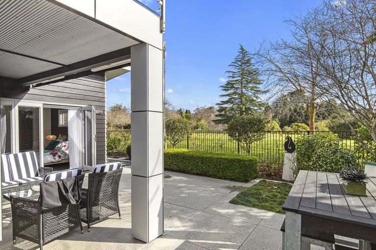 Photo of property in 8 Jellicoe Drive, Hamilton East, Hamilton, 3216