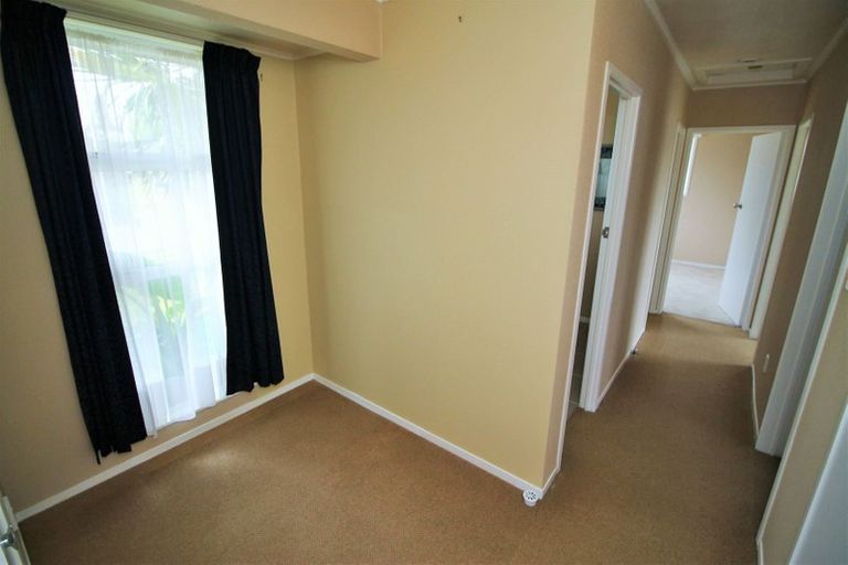 Photo of property in 8 Ngatuku Place, Tokoroa, 3420