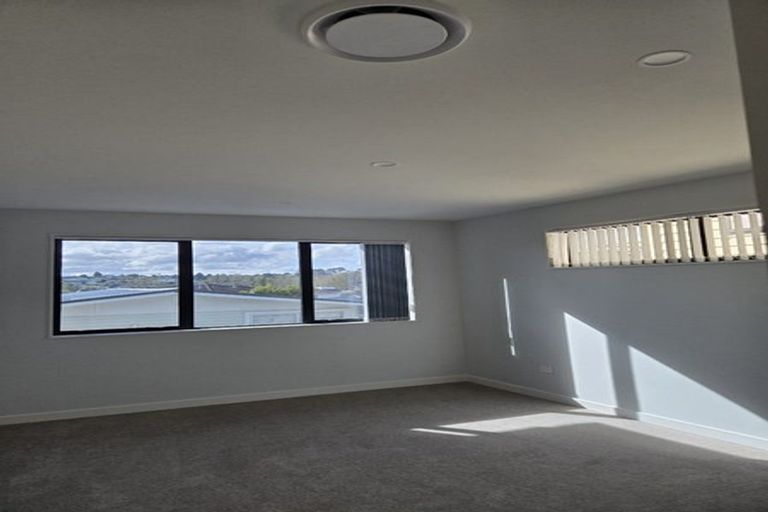 Photo of property in 58 Bond Crescent, Forrest Hill, Auckland, 0620