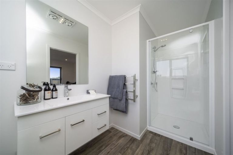 Photo of property in 7 Mercade Close, Stratford, 4332