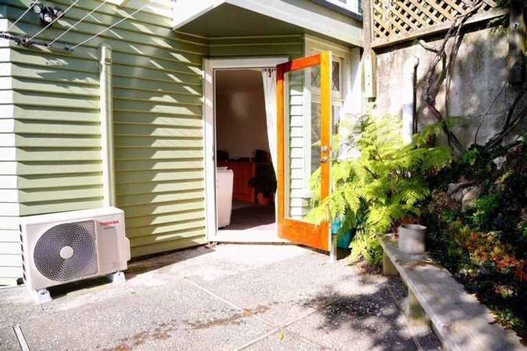 Photo of property in 7 Lytton Street, Wadestown, Wellington, 6012