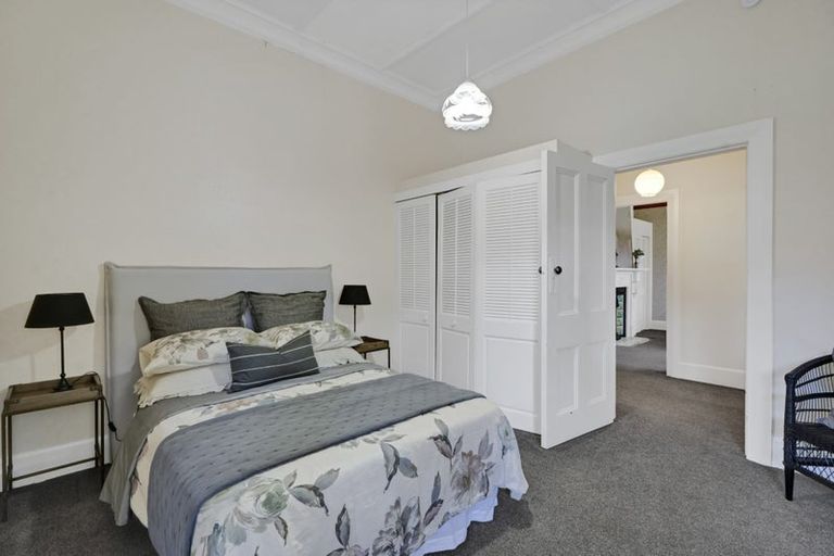 Photo of property in 28 Huatoki Street, Vogeltown, New Plymouth, 4310